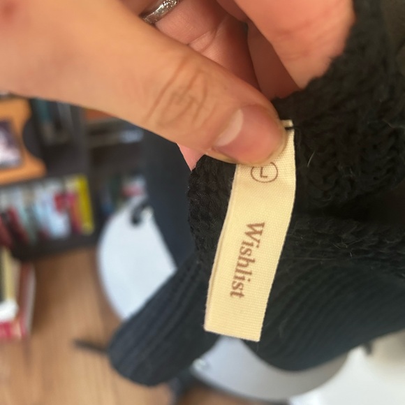 GOOD- Sweater Tank - Picture 5 of 5